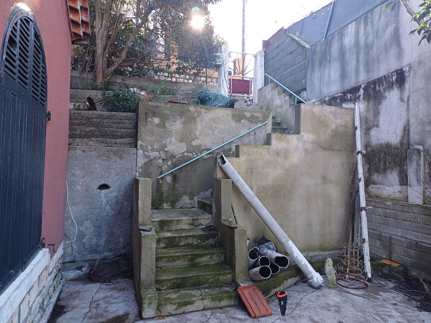 House of 70 m2 in a quiet area + garden in Alès