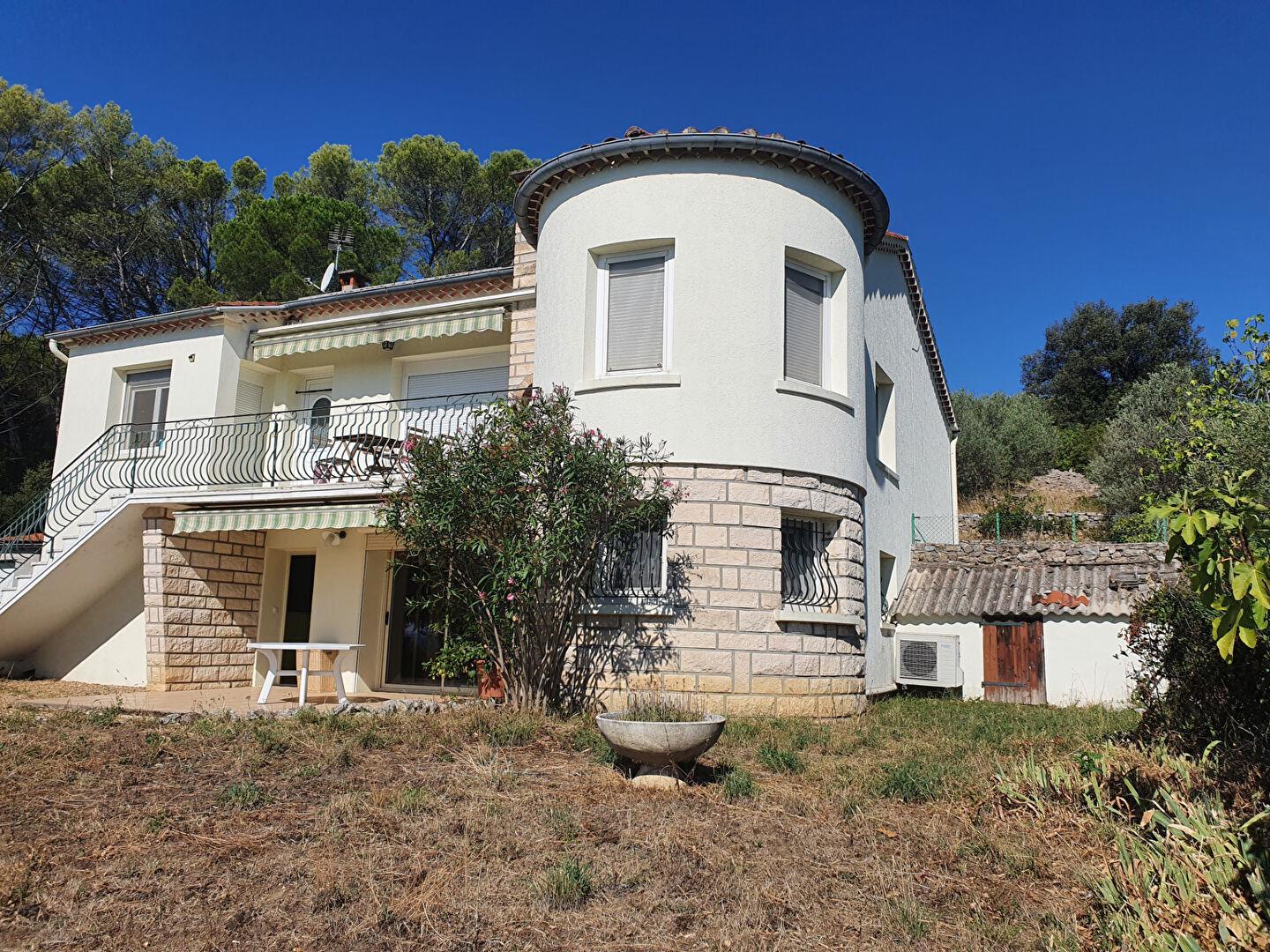 Maison Ales 8 pièce(s) 180 m2
