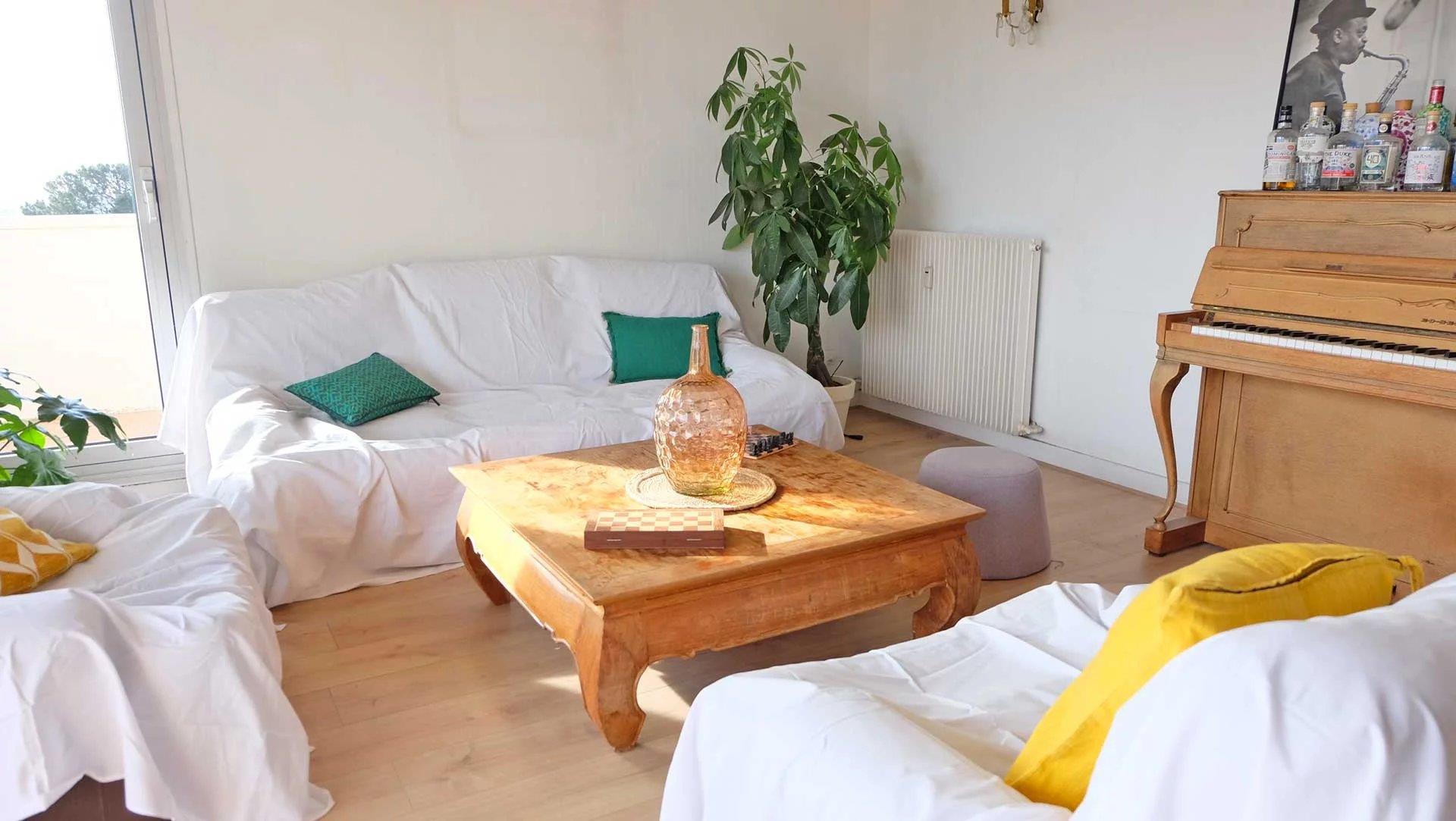 Compra: Apartamento (64200)