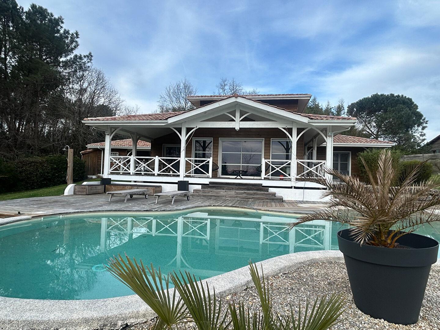 Maison à vendre, 176m², Salles