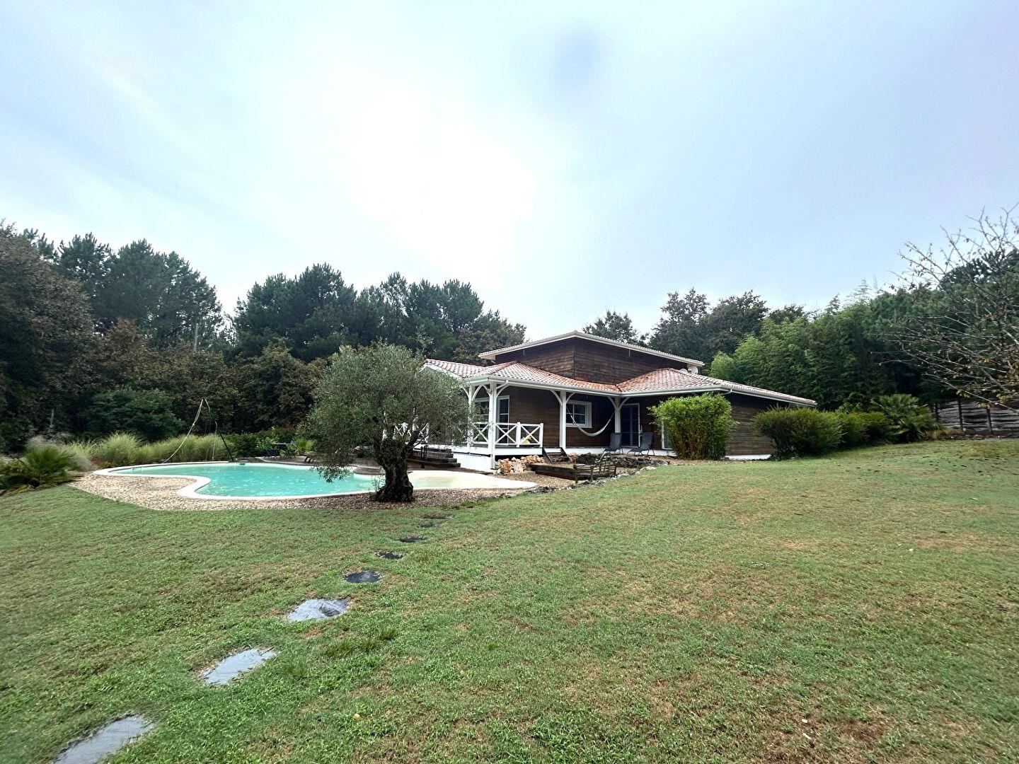 Maison à vendre, 176m², Salles