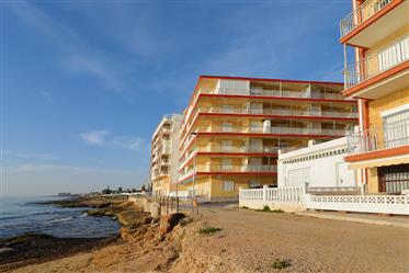 Lägenhet nära stranden i södra Torrevieja