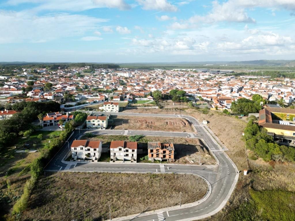 Plots of land for construction of 4 bedroom villas, in Valado dos Frades, Nazaré