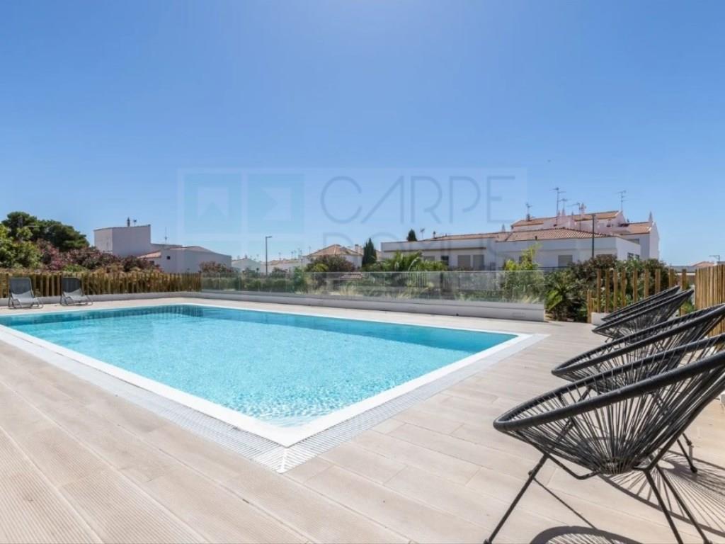 Luxury Villa T5+3 with Pool - High Investment Potential in Vila Nova de Cacela