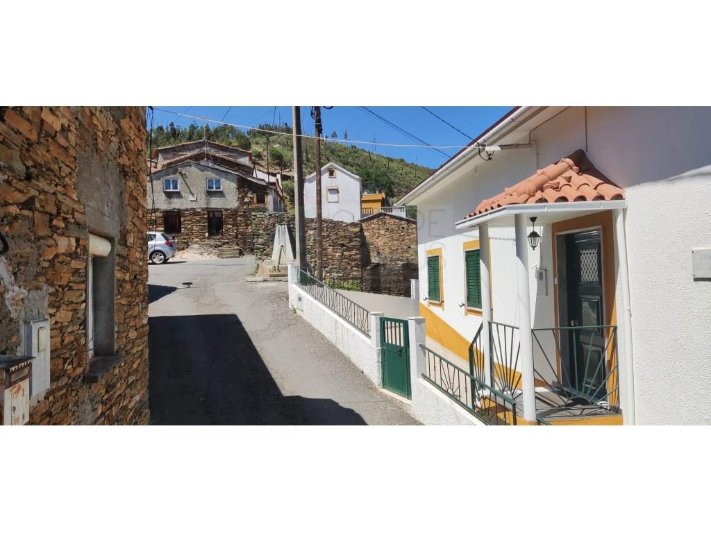 House, 1 Bedroom in Papilhosa da Serra
