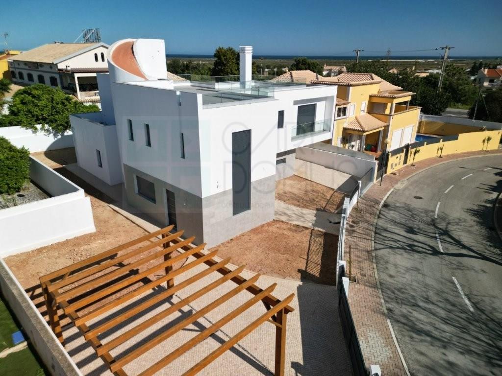 New Luxury Villa with Pool and Panoramic Terrace in Tavira, Algarve, Portugal.