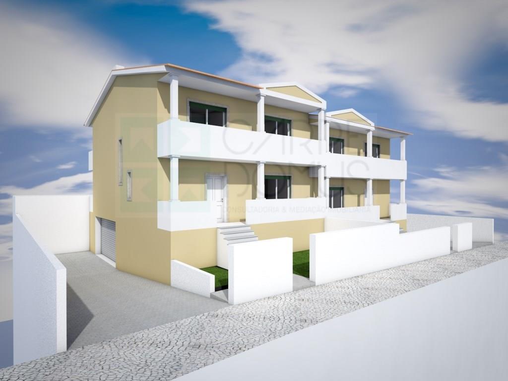 Unfinished houses in Valado dos Frades, Nazaré