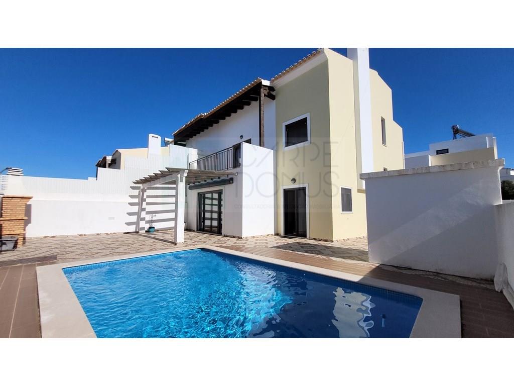 Negotiable - Modern 3-Bedroom Villa with Pool & Bbq, 3 km from the Beach, Vila Nova de Cacela, Algar