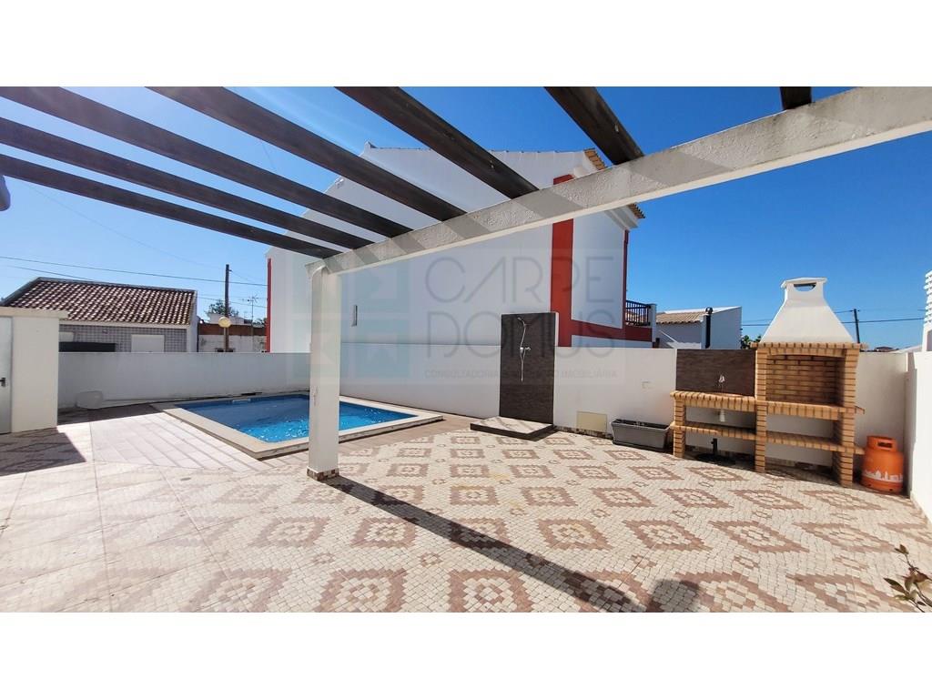 Negotiable - Modern 3-Bedroom Villa with Pool & Bbq, 3 km from the Beach, Vila Nova de Cacela, Algar