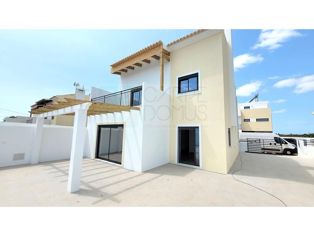 New 3+1 bedroom house with private pool - Vila Nova de Cacela, Algarve.