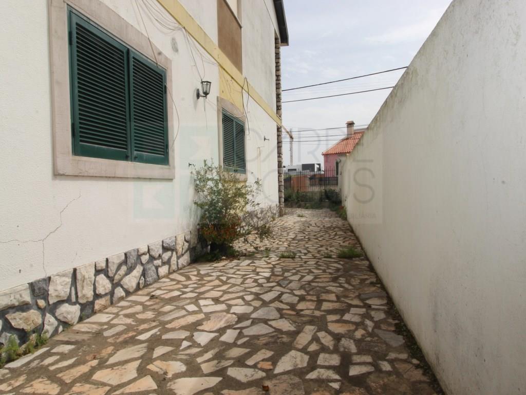 Piso de 2 viviendas unifamiliares en Alcochete