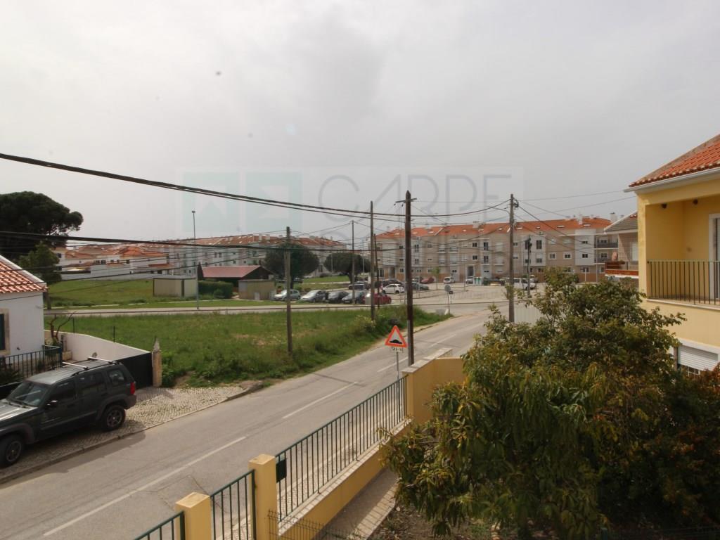 Piso de 2 viviendas unifamiliares en Alcochete