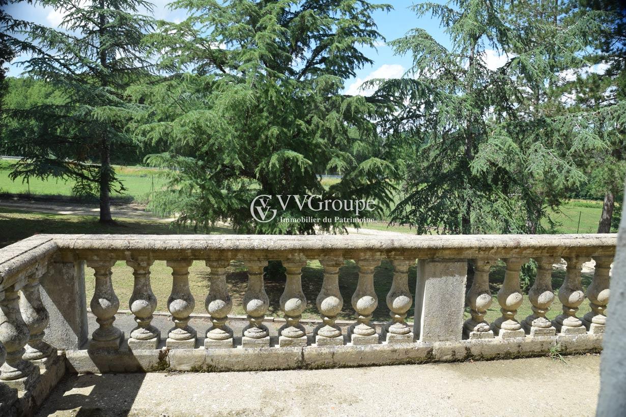 17e eeuws herenhuis op 1,92 hectare met 2 gites, zwembad, Penne d'Agenais Lot-et-Garon sector