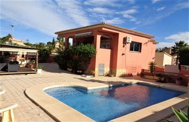 Villa In Perfect Condition, Close To The Center And Beaches Of Calpe