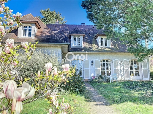 Piękny dom o powierzchni 203,51 m² w sektorze Montluçon - Rimard