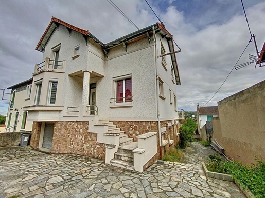 House T8 (150 m²) for sale in Montlucon