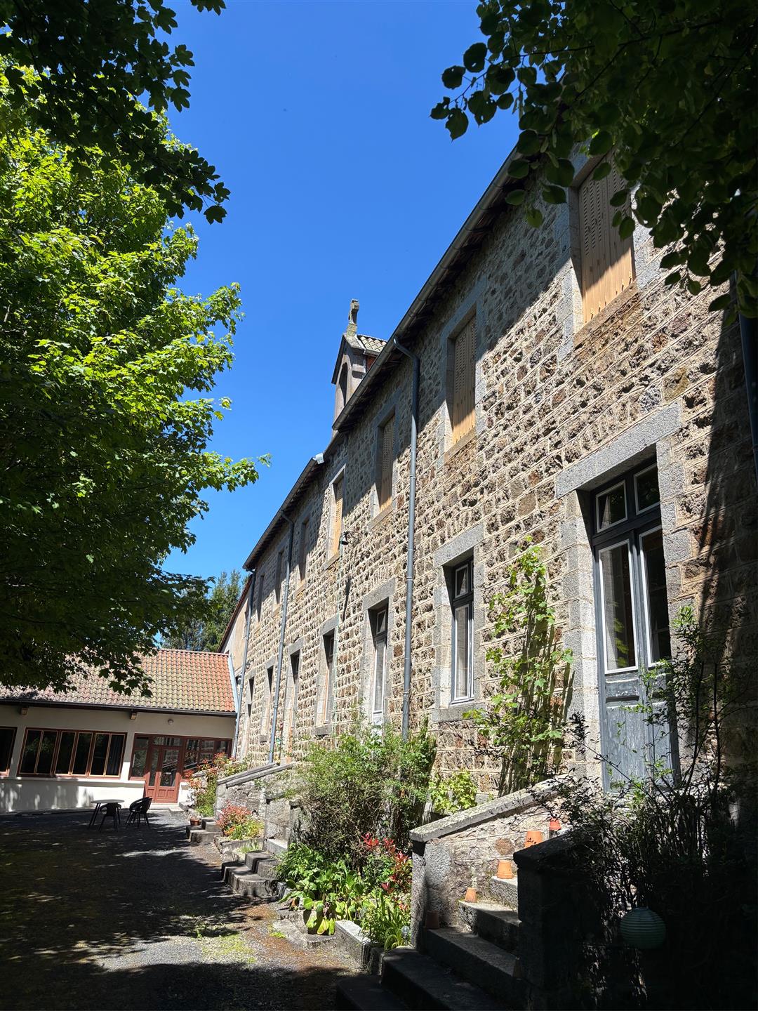 Viverols antiguo monasterio y casas rurales en venta 