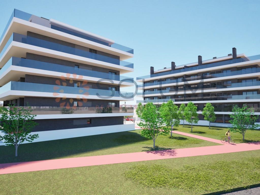 3 Bedrooms with 3 Suites and U-Shaped Terrace - Montijo