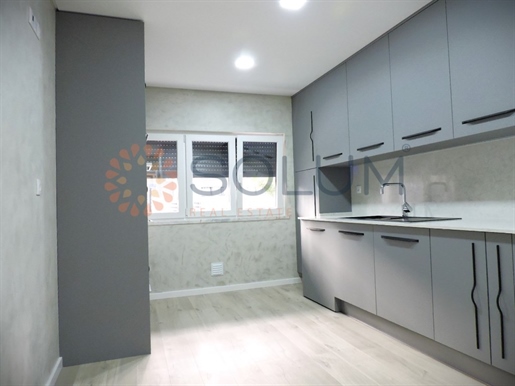 Apartment T2 r / c - ready to live - Montijo