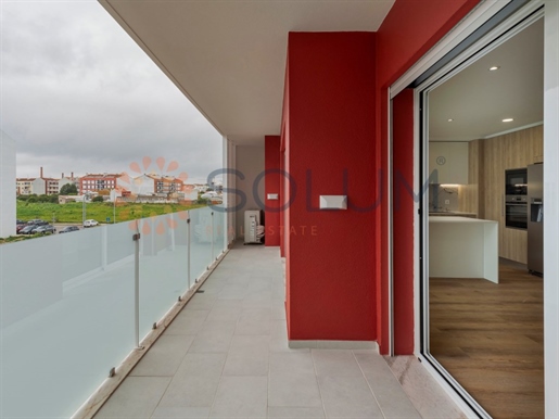New 3 bedroom apartment with parking and storage-room Montijo