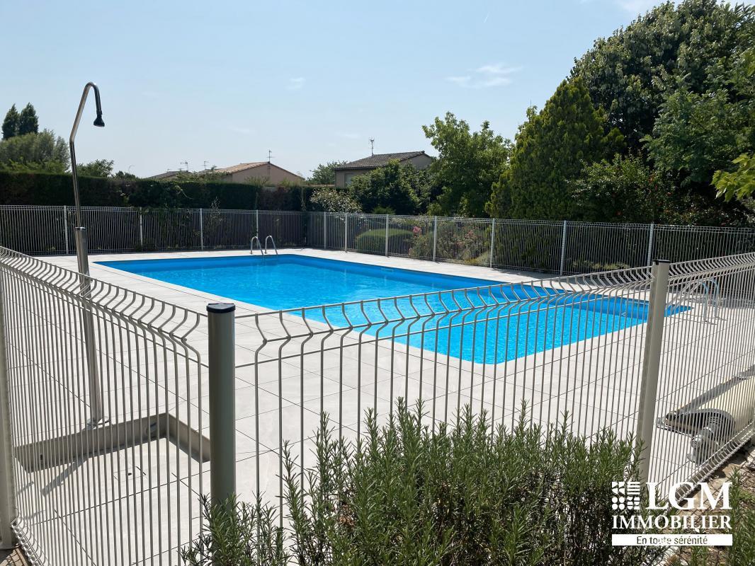 Saint-Sulpice-La-Pointe, 4-room house with garden in private residence