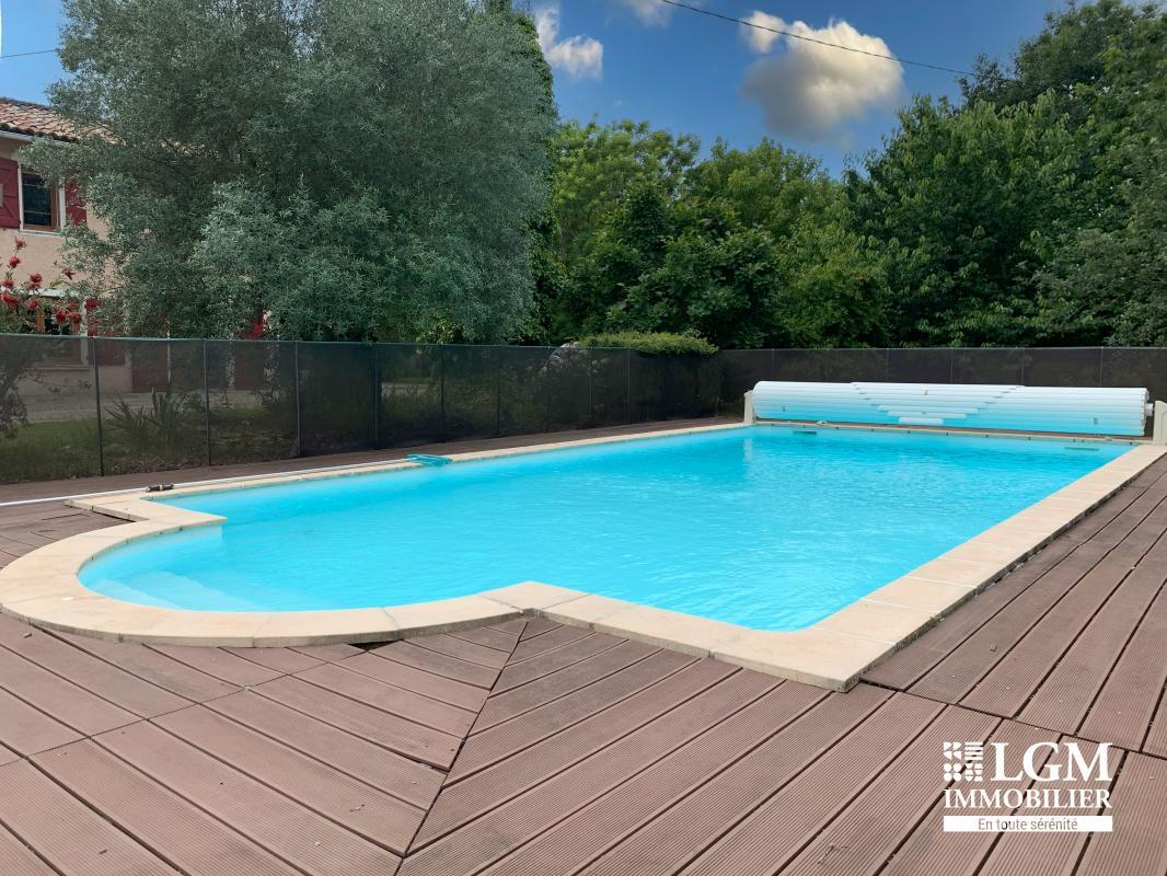 Saint-Sulpice-La-Pointe, 4-room house with pool