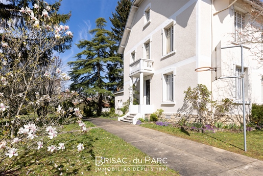 Dijon chu - montmuzard - belle maison 240 m² environ - 5 chambres - garage - beau et grand jardin.