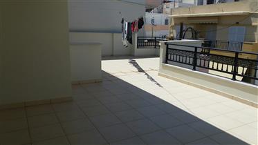 Fourth floor apartment of 160m2 for sale in Sitia.