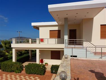 Fantastic villa on two floors, right by the sea side in Tholos Kavousi.