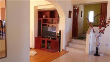 A beautiful new built maisonette house with sea view, in Analoukas , Sitia.