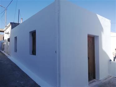Lithines-Makry Gialos House på cirka 70m2 på en tomt på cirka 100m2.