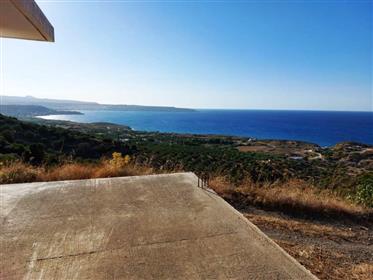 Maison neuve avec vue fantastique sur la mer à Agia Fotia, Sitia, Crète orientale.