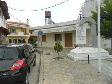 Voulismeni – Agiou Nikolaou: Huis van 55 m² In het dorp Voulismeni, 11 kilometer van 