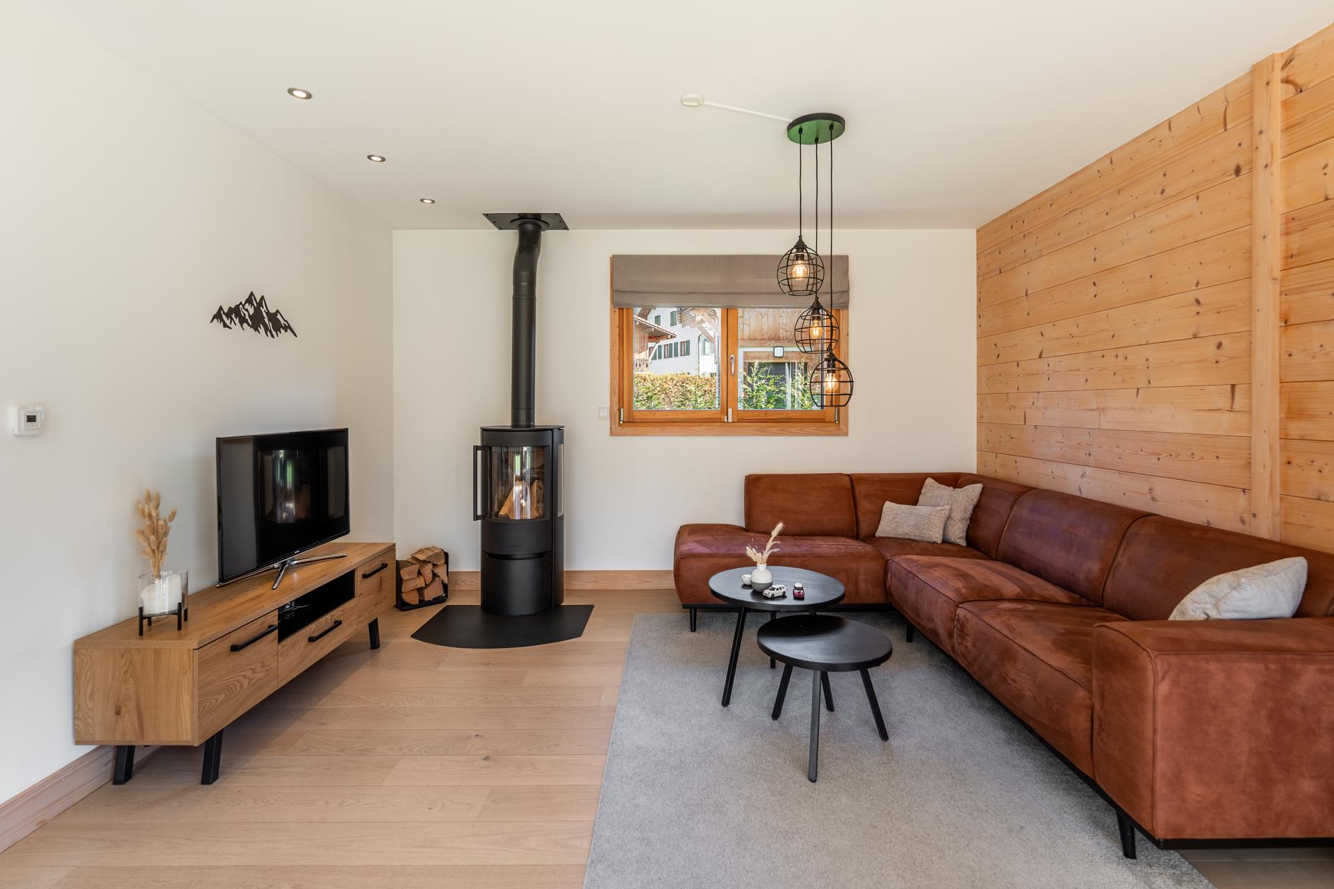 Wonderful chalet located near Samoëns village .