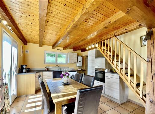 Chalet for sale in Morillon, ideally located on the top benefiting from a nice view !