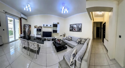 Flat 93 m² in Athens