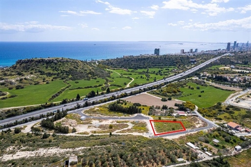 Land 1628 m² Limassol