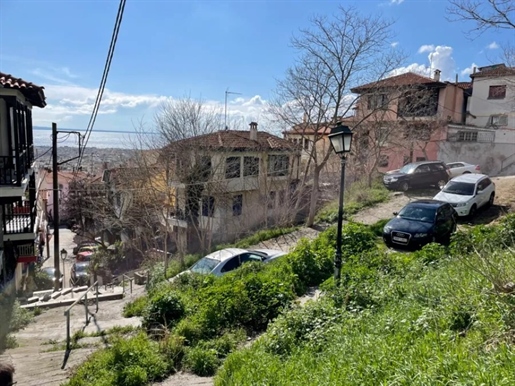 Teren de 140 mp în Salonic