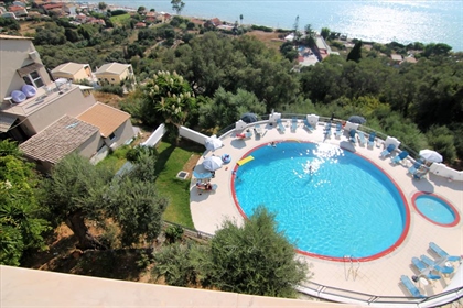 Hotel 550 m² in Corfu