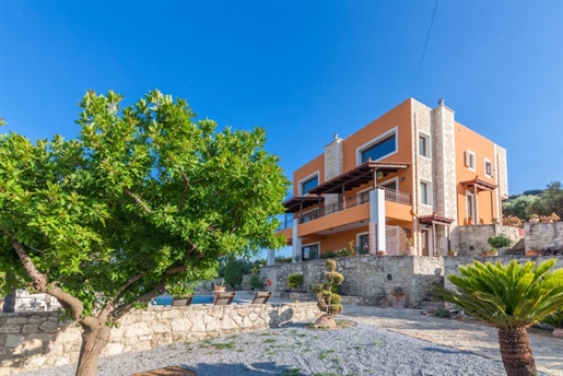 Villa 410 m² in Crete
