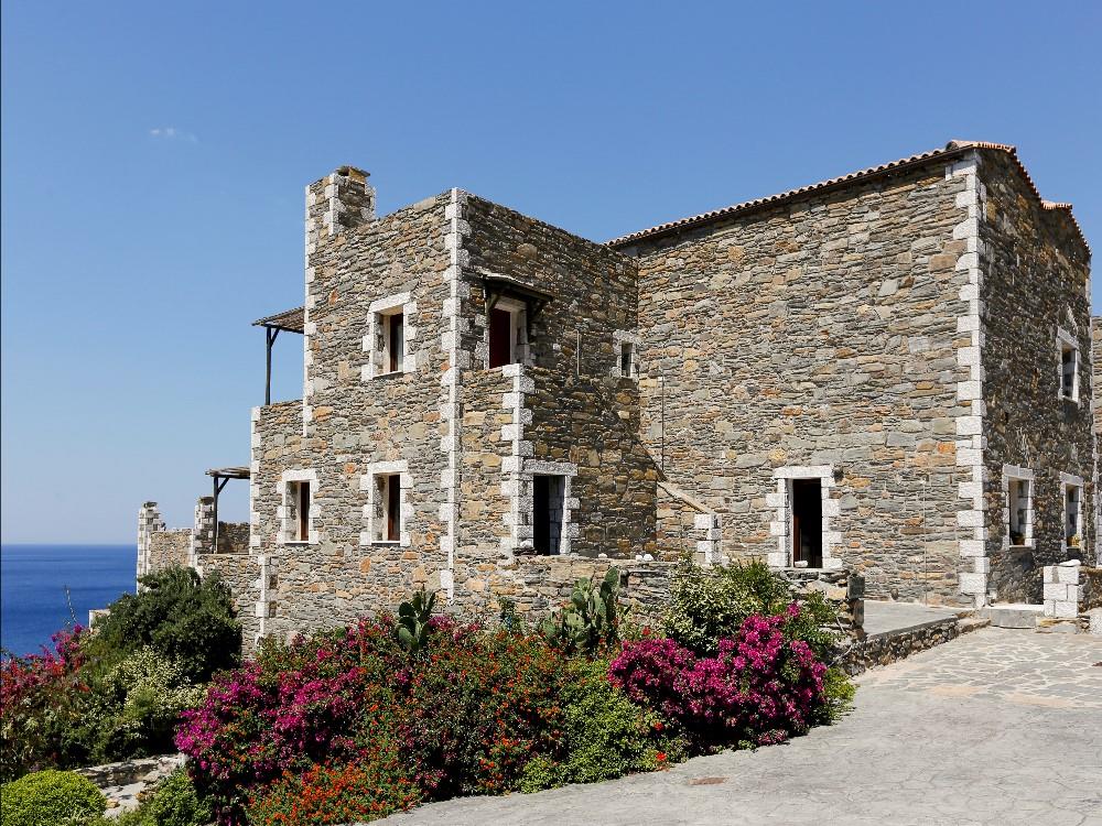 Hotel 2577 m² Western Peloponnese