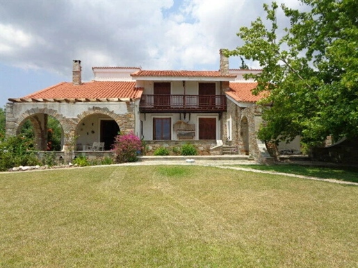 Villa 570 m² on the Euboea island