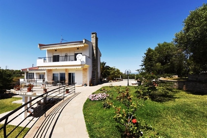 Detached house 450 m² in Chalkidiki