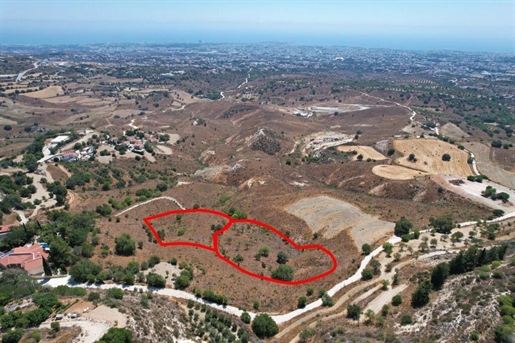 Land 6820 m² Paphos