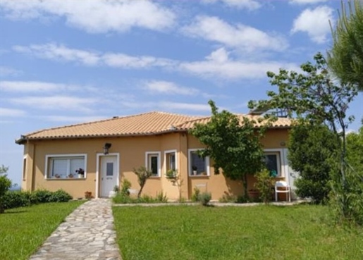 Detached house 230 m² in Kavala