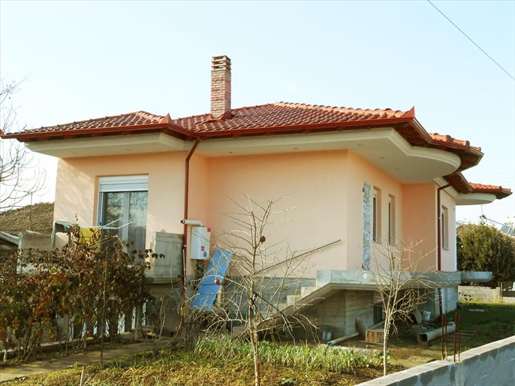 Detached house 180 m² in North Greece