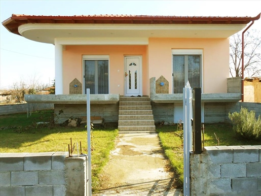 Detached house 180 m² in North Greece