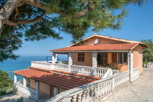 Villa 265 m² Corfu