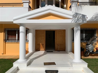 Villa 470 m² in Attica