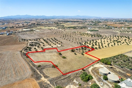 Land 12607 m² Nicosia